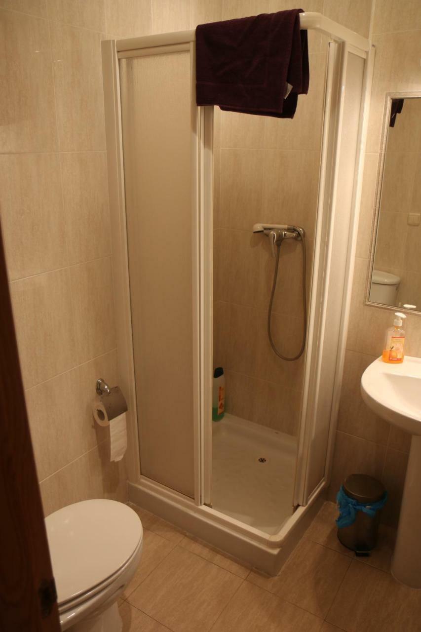 Hostal La Plaza Puente la Reina Esterno foto