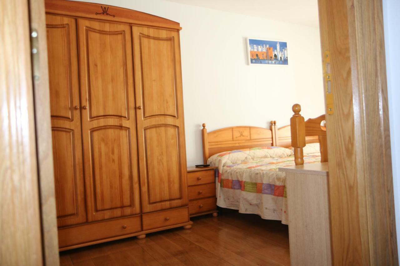 Hostal La Plaza Puente la Reina Esterno foto